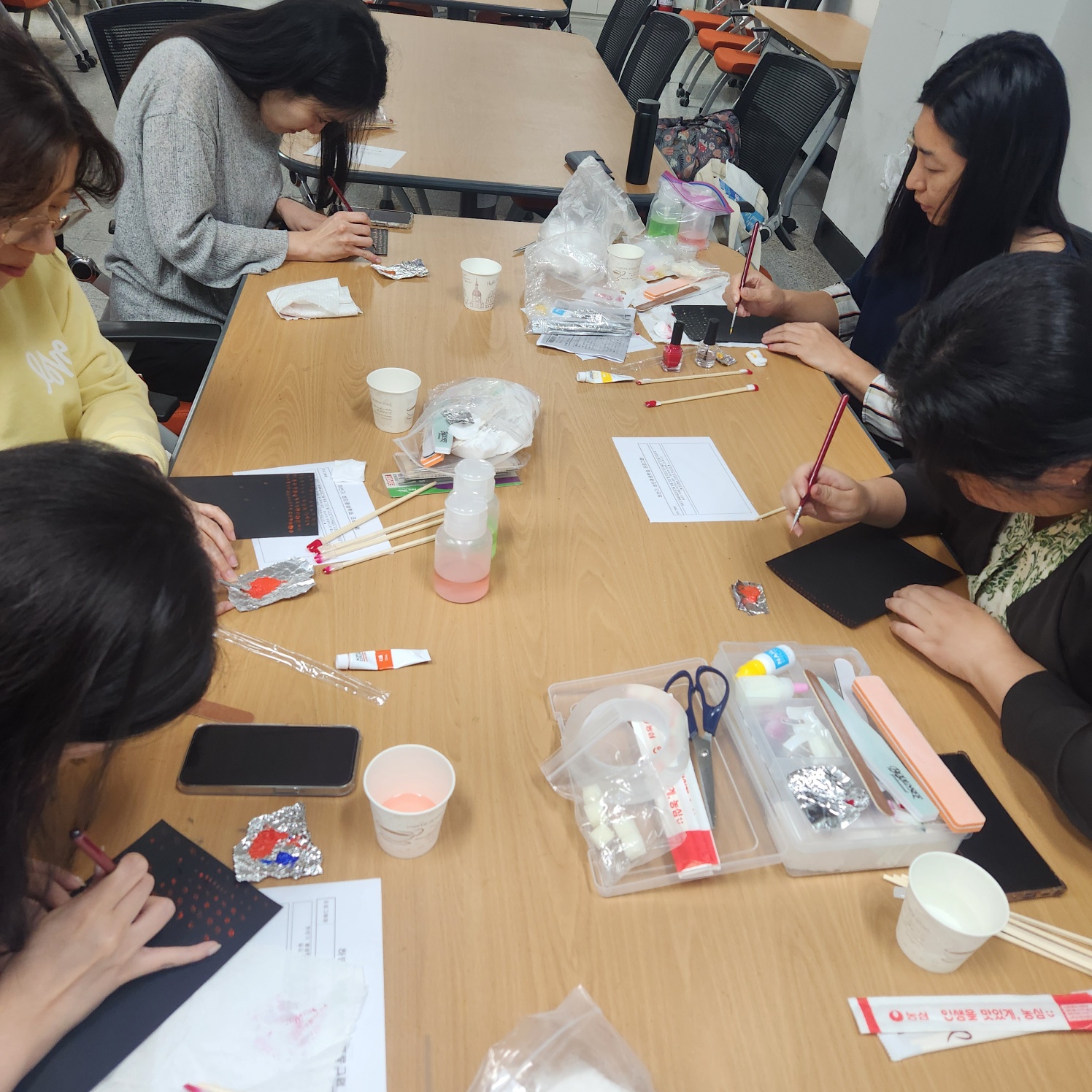 성인반 교육 현장